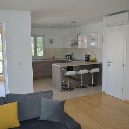 Appartement Malinska Extérieur photo