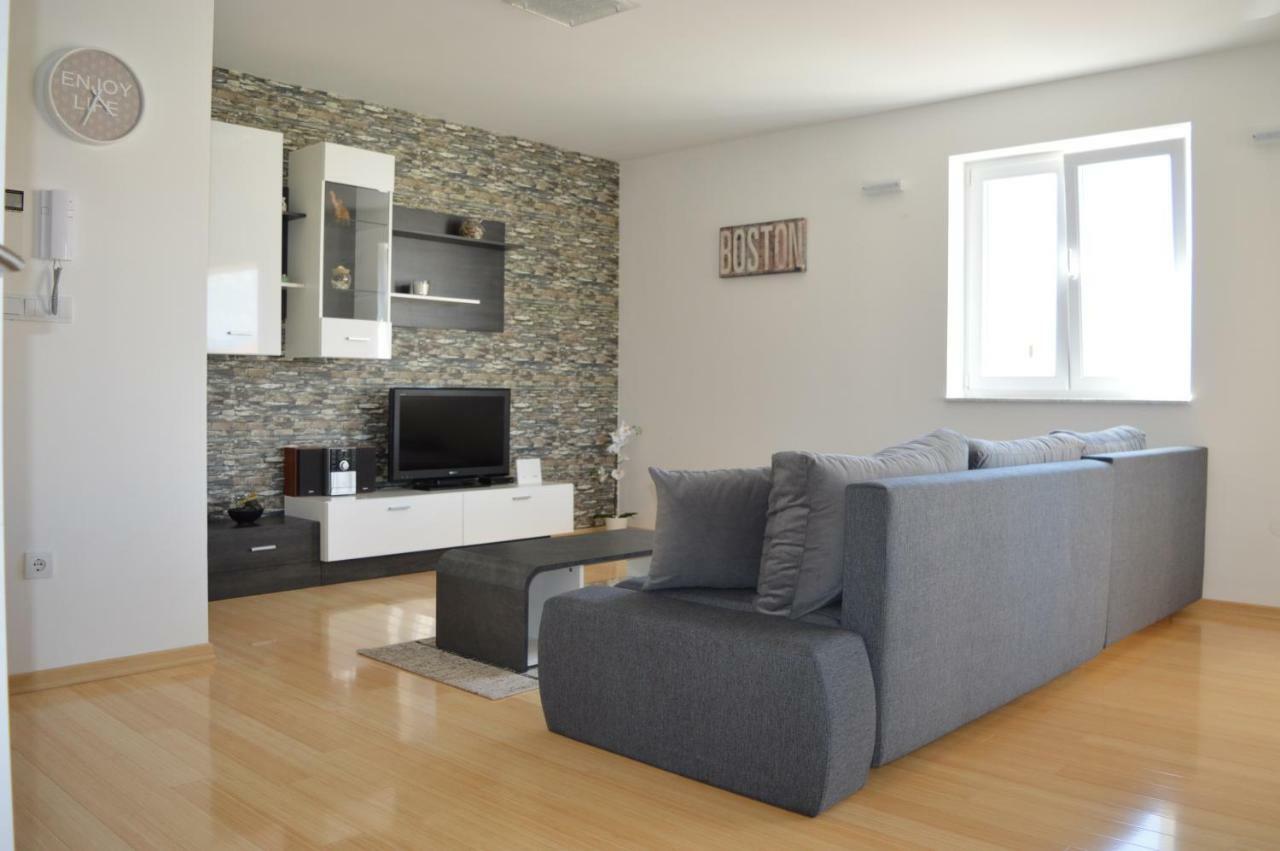 Appartement Malinska Extérieur photo